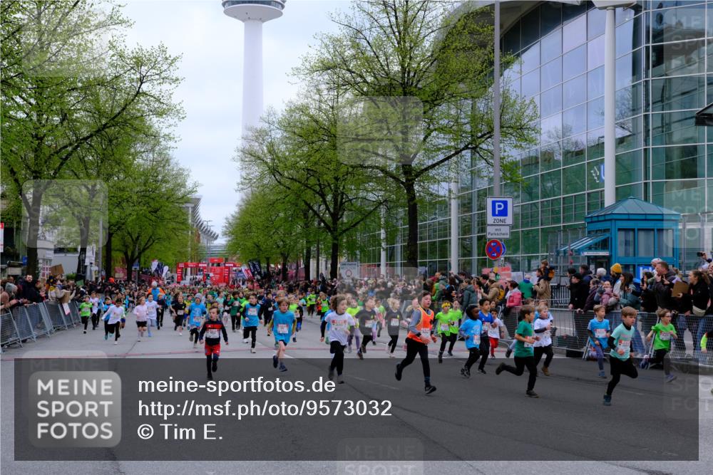 25.04.2026 - Das Zehntel Tim E. http://msf.ph/oto/9573032 25.04.2026 10:35:17 Ziel  meine-sportfotos.de