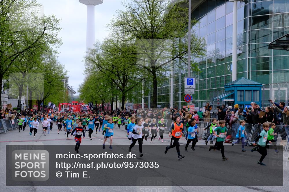 25.04.2026 - Das Zehntel Tim E. http://msf.ph/oto/9573035 25.04.2026 10:35:17 Ziel  meine-sportfotos.de