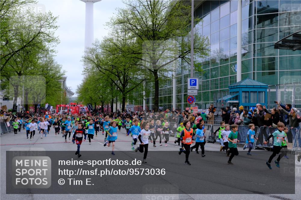 25.04.2026 - Das Zehntel Tim E. http://msf.ph/oto/9573036 25.04.2026 10:35:17 Ziel  meine-sportfotos.de