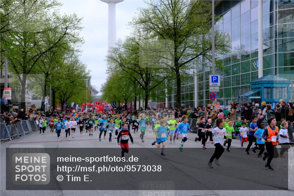 25.04.2026 - Das Zehntel Tim E. http://msf.ph/oto/9573038 25.04.2026 10:35:18 Ziel  meine-sportfotos.de