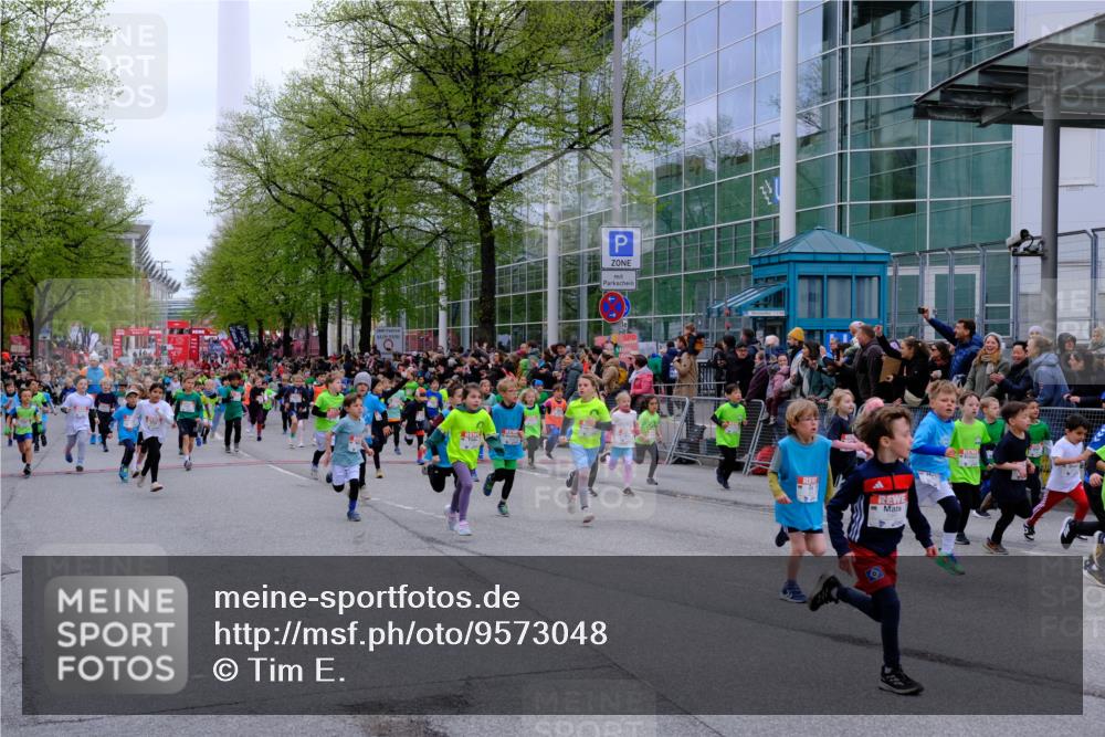 25.04.2026 - Das Zehntel Tim E. http://msf.ph/oto/9573048 25.04.2026 10:35:19 Ziel  meine-sportfotos.de