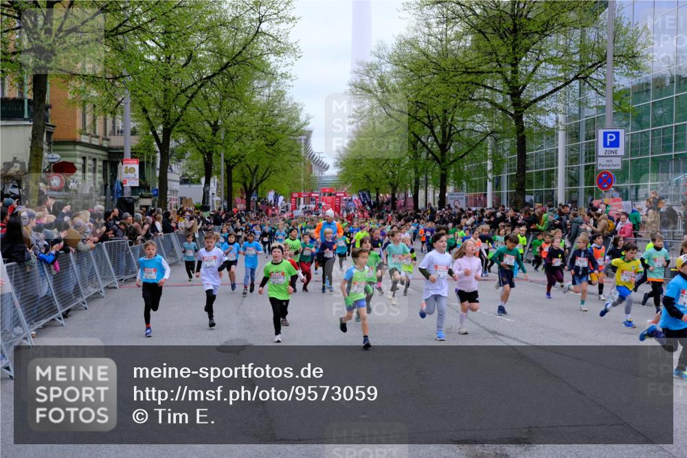 25.04.2026 - Das Zehntel Tim E. http://msf.ph/oto/9573059 25.04.2026 10:35:23 Ziel  meine-sportfotos.de