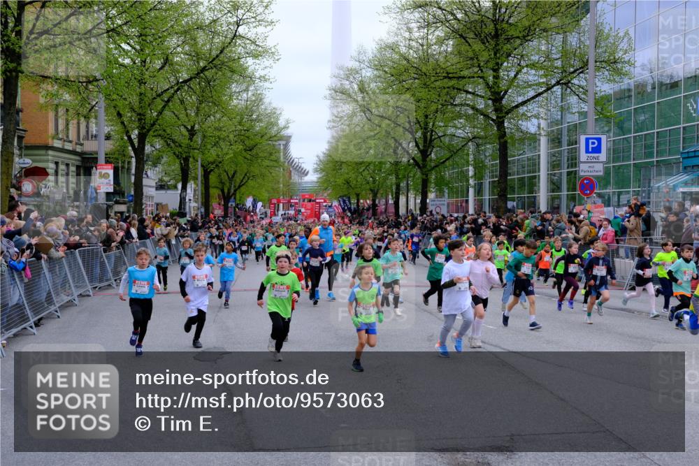 25.04.2026 - Das Zehntel Tim E. http://msf.ph/oto/9573063 25.04.2026 10:35:23 Ziel  meine-sportfotos.de