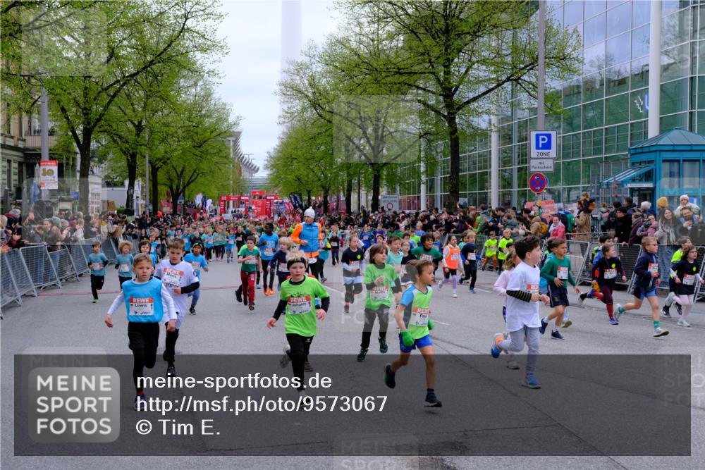 25.04.2026 - Das Zehntel Tim E. http://msf.ph/oto/9573067 25.04.2026 10:35:24 Ziel  meine-sportfotos.de