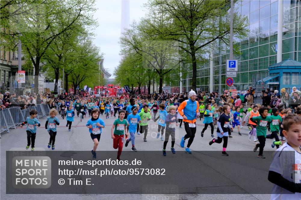 25.04.2026 - Das Zehntel Tim E. http://msf.ph/oto/9573082 25.04.2026 10:35:26 Ziel  meine-sportfotos.de