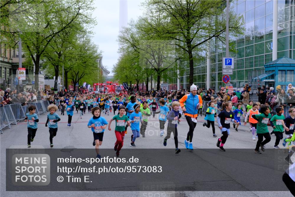 25.04.2026 - Das Zehntel Tim E. http://msf.ph/oto/9573083 25.04.2026 10:35:26 Ziel  meine-sportfotos.de
