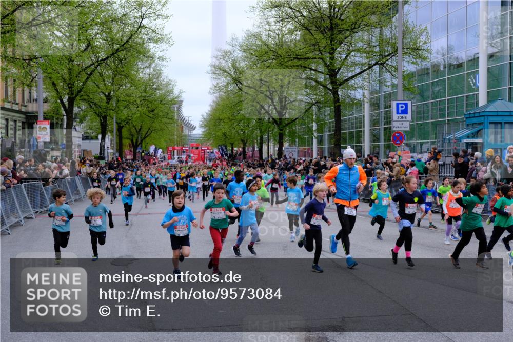 25.04.2026 - Das Zehntel Tim E. http://msf.ph/oto/9573084 25.04.2026 10:35:26 Ziel  meine-sportfotos.de