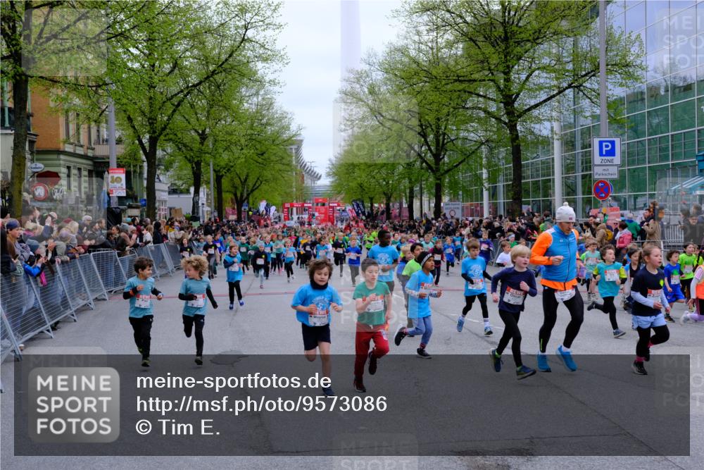 25.04.2026 - Das Zehntel Tim E. http://msf.ph/oto/9573086 25.04.2026 10:35:27 Ziel  meine-sportfotos.de
