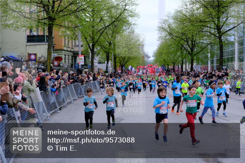 25.04.2026 - Das Zehntel Tim E. http://msf.ph/oto/9573088 25.04.2026 10:35:27 Ziel  meine-sportfotos.de