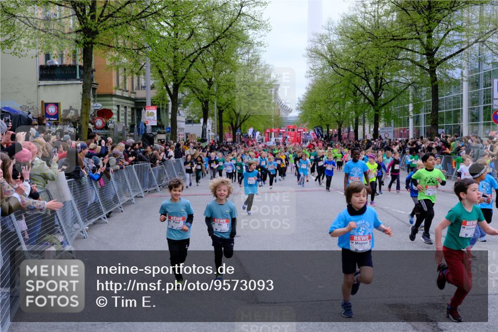 25.04.2026 - Das Zehntel Tim E. http://msf.ph/oto/9573093 25.04.2026 10:35:28 Ziel  meine-sportfotos.de