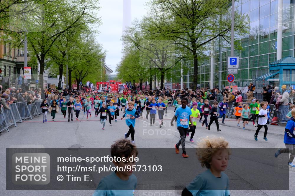 25.04.2026 - Das Zehntel Tim E. http://msf.ph/oto/9573103 25.04.2026 10:35:29 Ziel  meine-sportfotos.de