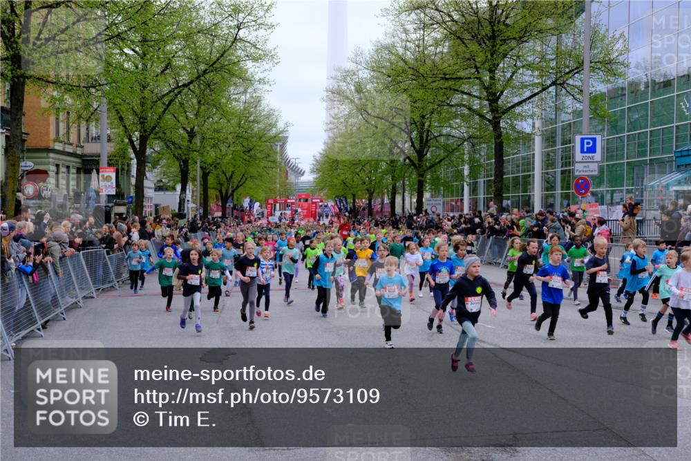 25.04.2026 - Das Zehntel Tim E. http://msf.ph/oto/9573109 25.04.2026 10:35:32 Ziel  meine-sportfotos.de