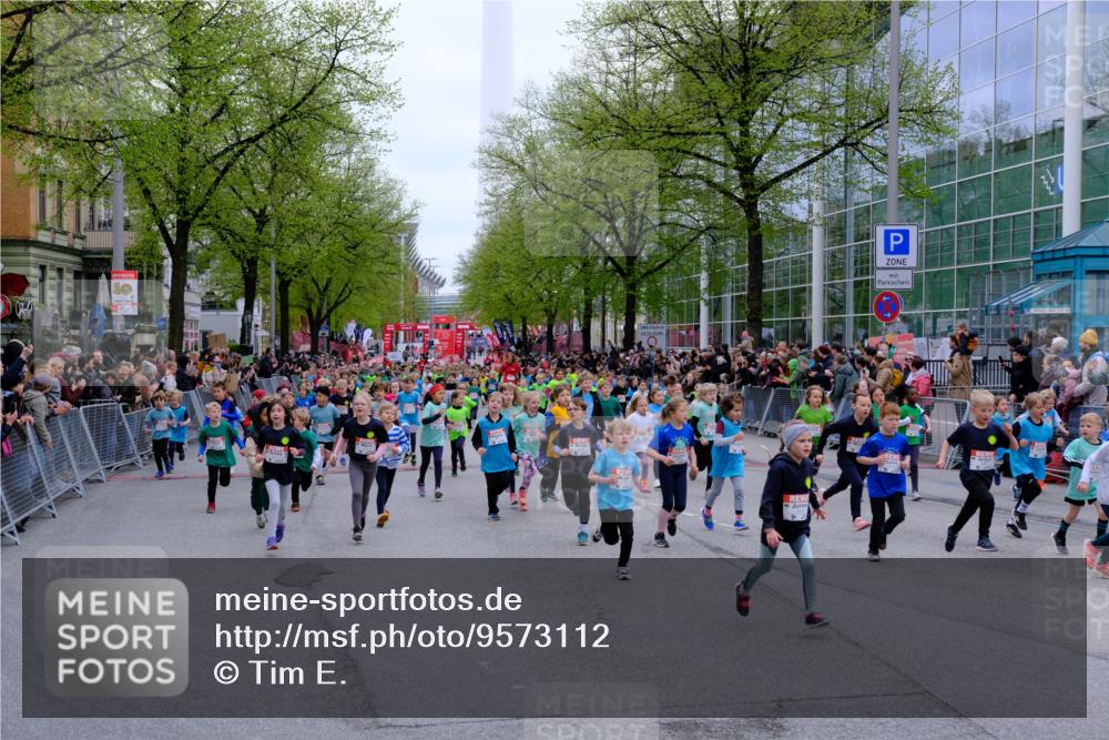 25.04.2026 - Das Zehntel Tim E. http://msf.ph/oto/9573112 25.04.2026 10:35:32 Ziel  meine-sportfotos.de