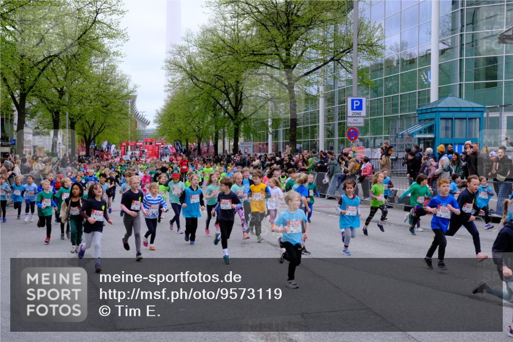 25.04.2026 - Das Zehntel Tim E. http://msf.ph/oto/9573119 25.04.2026 10:35:33 Ziel  meine-sportfotos.de