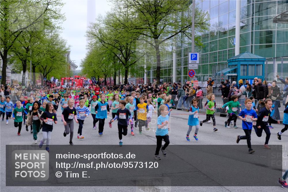25.04.2026 - Das Zehntel Tim E. http://msf.ph/oto/9573120 25.04.2026 10:35:33 Ziel  meine-sportfotos.de