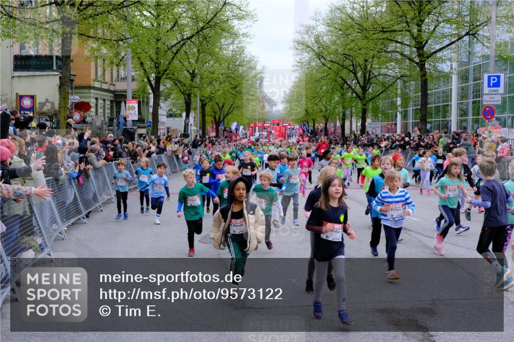 25.04.2026 - Das Zehntel Tim E. http://msf.ph/oto/9573122 25.04.2026 10:35:35 Ziel  meine-sportfotos.de