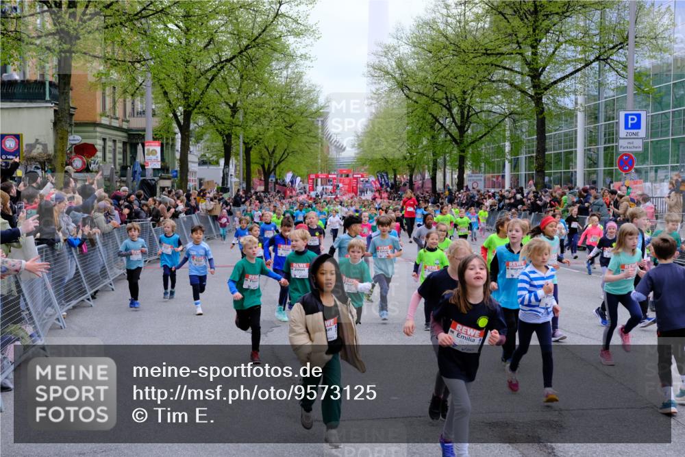 25.04.2026 - Das Zehntel Tim E. http://msf.ph/oto/9573125 25.04.2026 10:35:35 Ziel  meine-sportfotos.de