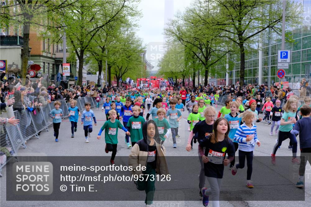 25.04.2026 - Das Zehntel Tim E. http://msf.ph/oto/9573126 25.04.2026 10:35:35 Ziel  meine-sportfotos.de