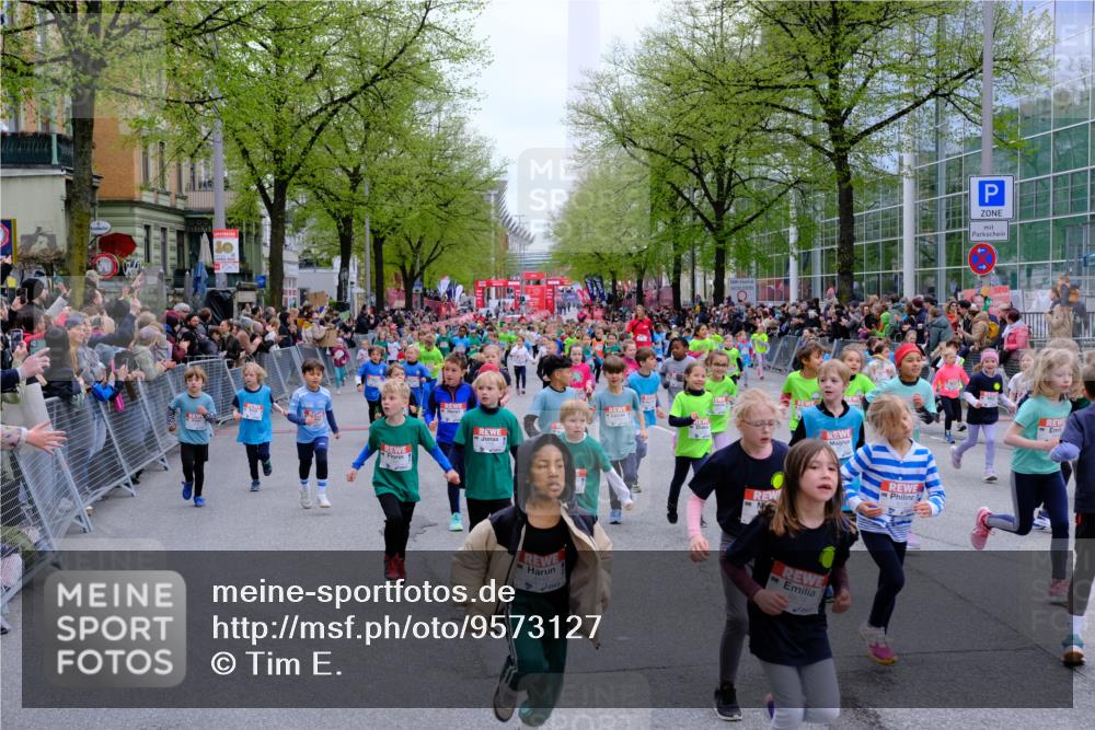 25.04.2026 - Das Zehntel Tim E. http://msf.ph/oto/9573127 25.04.2026 10:35:35 Ziel  meine-sportfotos.de