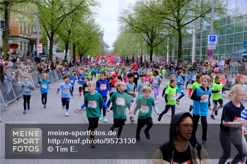 25.04.2026 - Das Zehntel Tim E. http://msf.ph/oto/9573130 25.04.2026 10:35:36 Ziel  meine-sportfotos.de