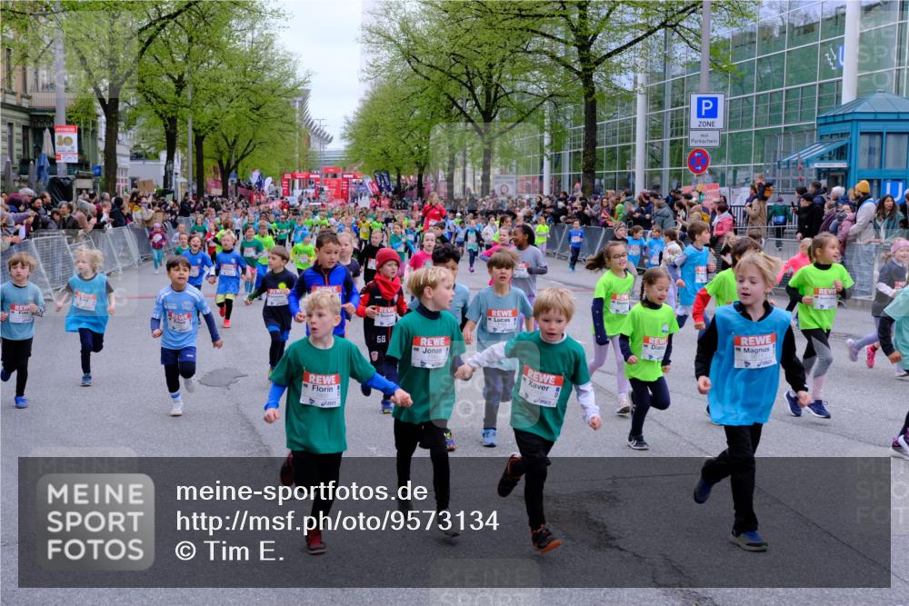 25.04.2026 - Das Zehntel Tim E. http://msf.ph/oto/9573134 25.04.2026 10:35:36 Ziel  meine-sportfotos.de