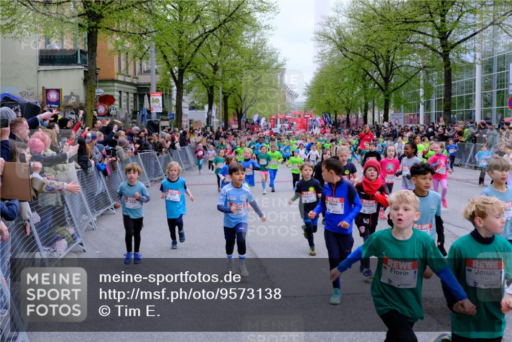 25.04.2026 - Das Zehntel Tim E. http://msf.ph/oto/9573138 25.04.2026 10:35:37 Ziel  meine-sportfotos.de