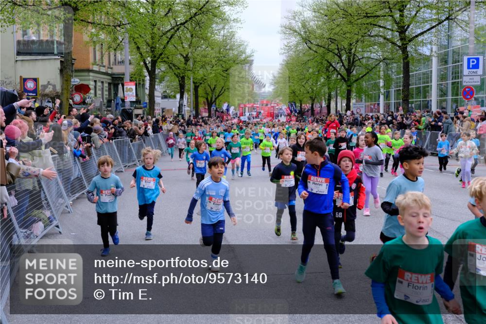 25.04.2026 - Das Zehntel Tim E. http://msf.ph/oto/9573140 25.04.2026 10:35:37 Ziel  meine-sportfotos.de