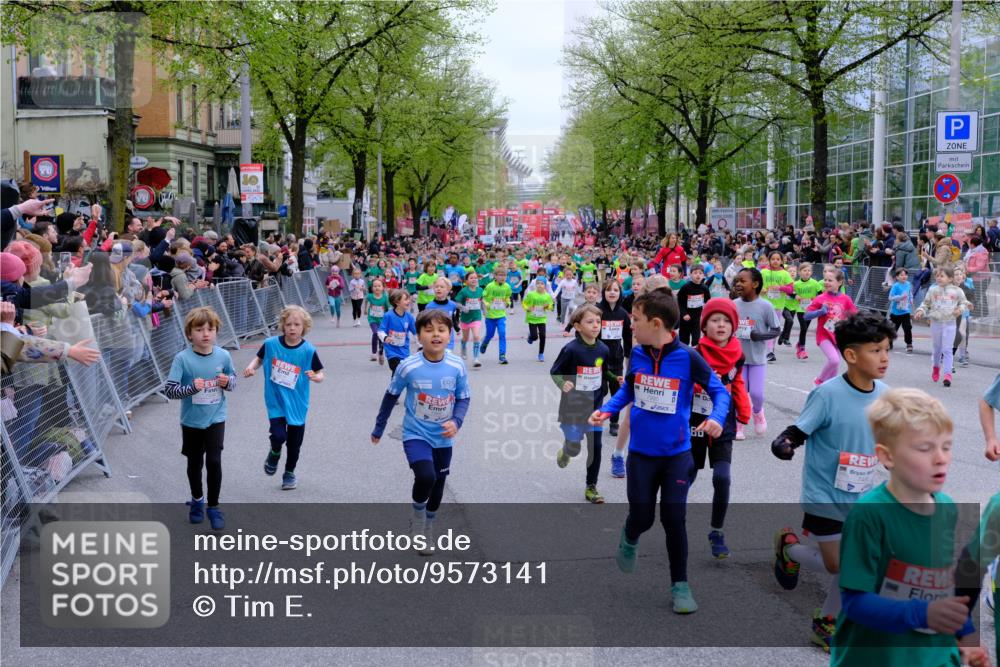 25.04.2026 - Das Zehntel Tim E. http://msf.ph/oto/9573141 25.04.2026 10:35:37 Ziel  meine-sportfotos.de