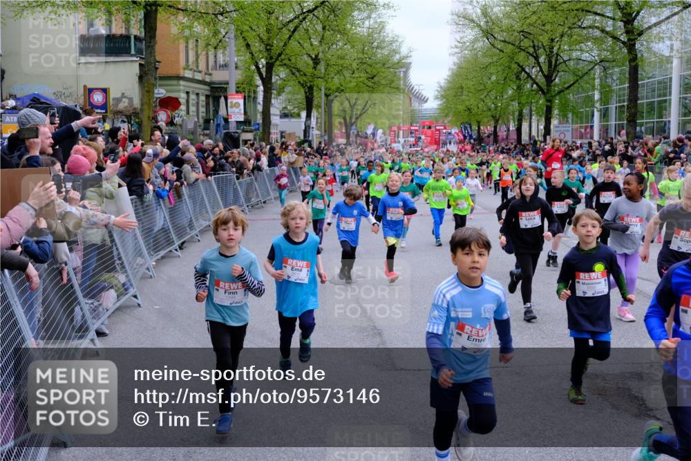 25.04.2026 - Das Zehntel Tim E. http://msf.ph/oto/9573146 25.04.2026 10:35:38 Ziel  meine-sportfotos.de