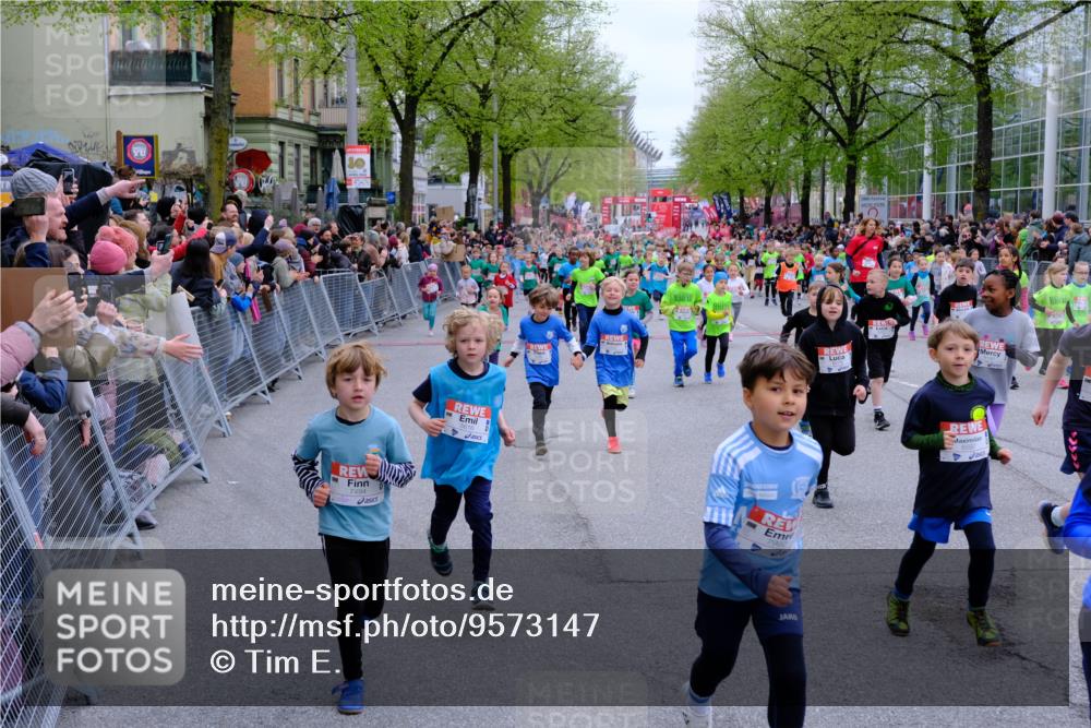 25.04.2026 - Das Zehntel Tim E. http://msf.ph/oto/9573147 25.04.2026 10:35:38 Ziel  meine-sportfotos.de