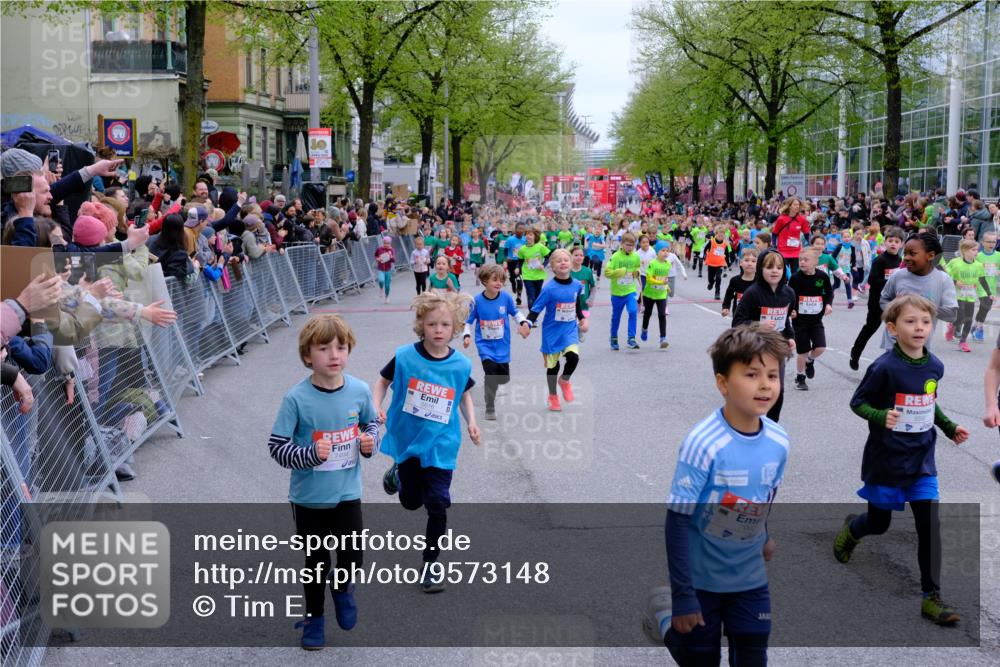 25.04.2026 - Das Zehntel Tim E. http://msf.ph/oto/9573148 25.04.2026 10:35:39 Ziel  meine-sportfotos.de