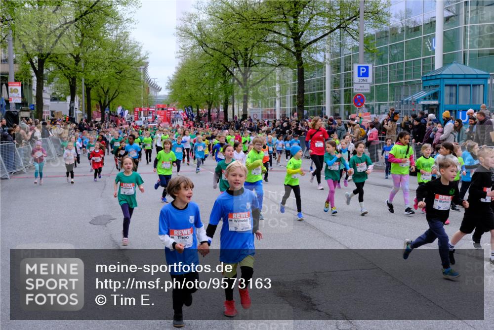25.04.2026 - Das Zehntel Tim E. http://msf.ph/oto/9573163 25.04.2026 10:35:40 Ziel  meine-sportfotos.de