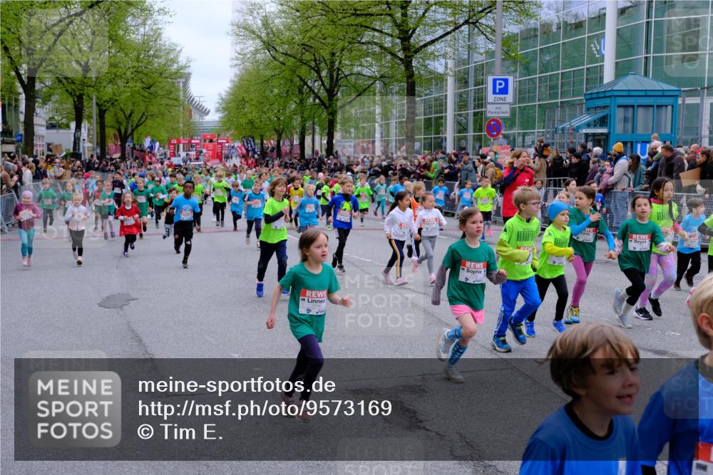 25.04.2026 - Das Zehntel Tim E. http://msf.ph/oto/9573169 25.04.2026 10:35:41 Ziel  meine-sportfotos.de
