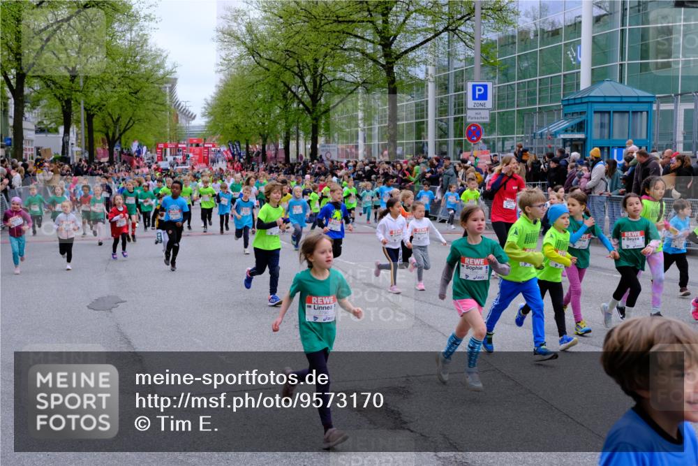 25.04.2026 - Das Zehntel Tim E. http://msf.ph/oto/9573170 25.04.2026 10:35:42 Ziel  meine-sportfotos.de