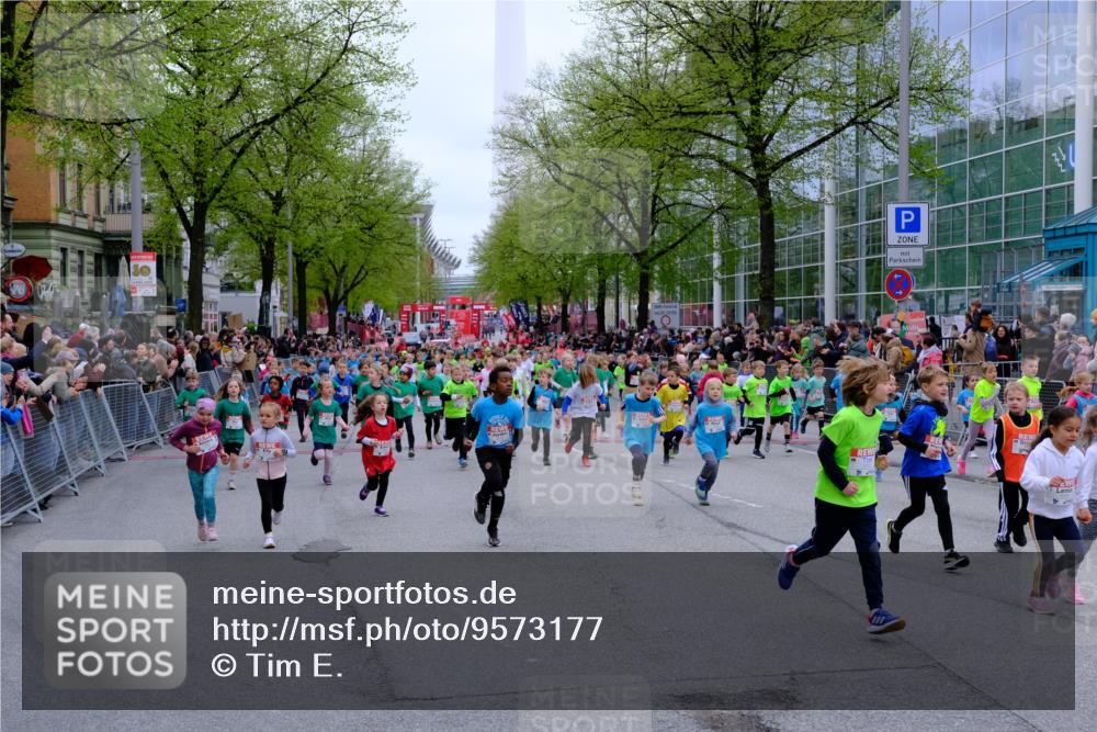 25.04.2026 - Das Zehntel Tim E. http://msf.ph/oto/9573177 25.04.2026 10:35:43 Ziel  meine-sportfotos.de