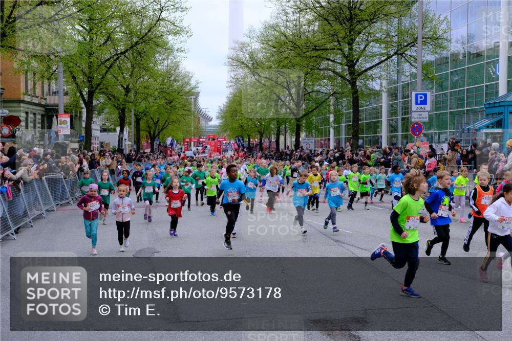25.04.2026 - Das Zehntel Tim E. http://msf.ph/oto/9573178 25.04.2026 10:35:43 Ziel  meine-sportfotos.de