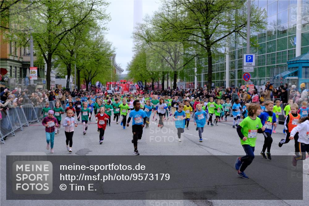 25.04.2026 - Das Zehntel Tim E. http://msf.ph/oto/9573179 25.04.2026 10:35:43 Ziel  meine-sportfotos.de