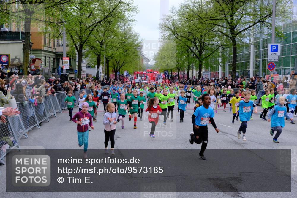 25.04.2026 - Das Zehntel Tim E. http://msf.ph/oto/9573185 25.04.2026 10:35:44 Ziel  meine-sportfotos.de