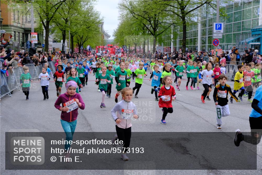 25.04.2026 - Das Zehntel Tim E. http://msf.ph/oto/9573193 25.04.2026 10:35:46 Ziel  meine-sportfotos.de