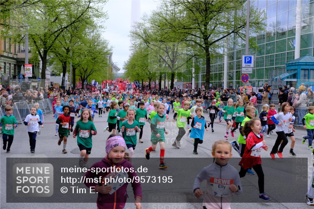 25.04.2026 - Das Zehntel Tim E. http://msf.ph/oto/9573195 25.04.2026 10:35:46 Ziel  meine-sportfotos.de