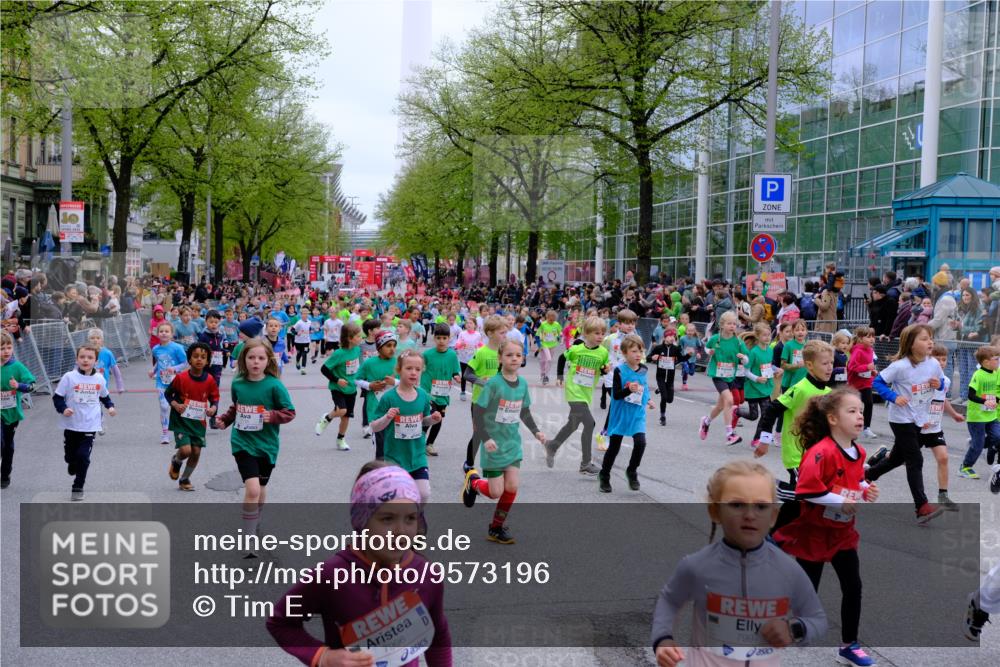 25.04.2026 - Das Zehntel Tim E. http://msf.ph/oto/9573196 25.04.2026 10:35:46 Ziel  meine-sportfotos.de
