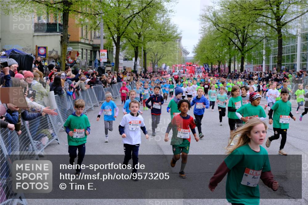 25.04.2026 - Das Zehntel Tim E. http://msf.ph/oto/9573205 25.04.2026 10:35:48 Ziel  meine-sportfotos.de