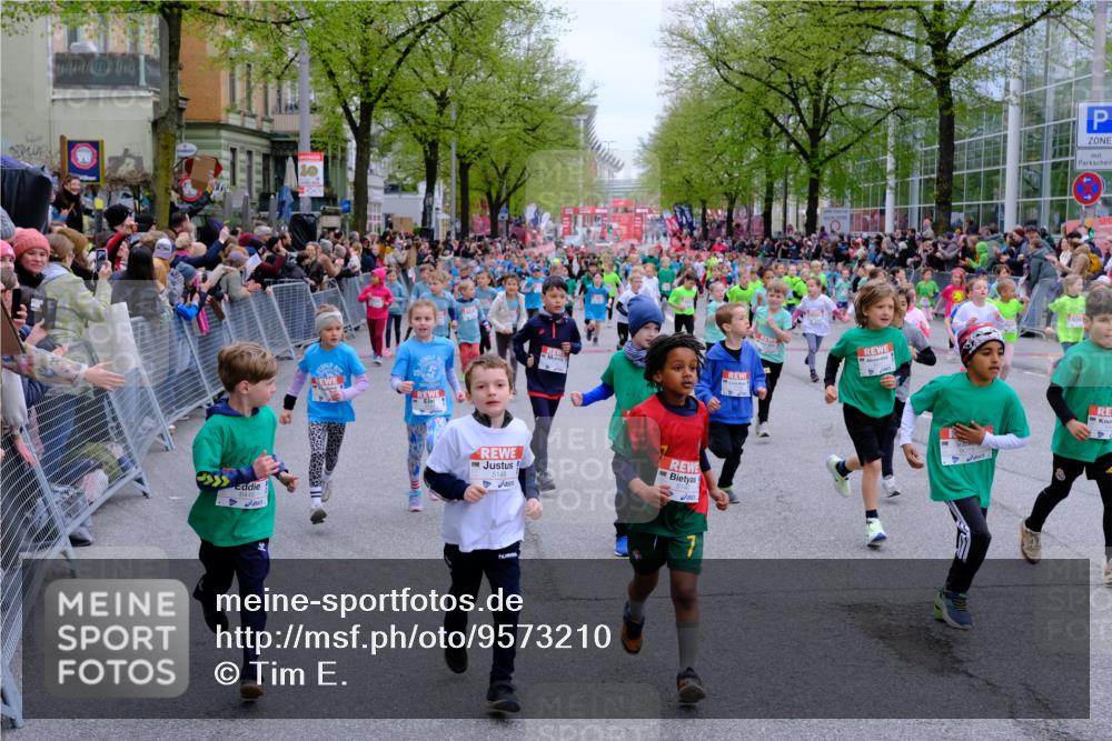 25.04.2026 - Das Zehntel Tim E. http://msf.ph/oto/9573210 25.04.2026 10:35:49 Ziel  meine-sportfotos.de