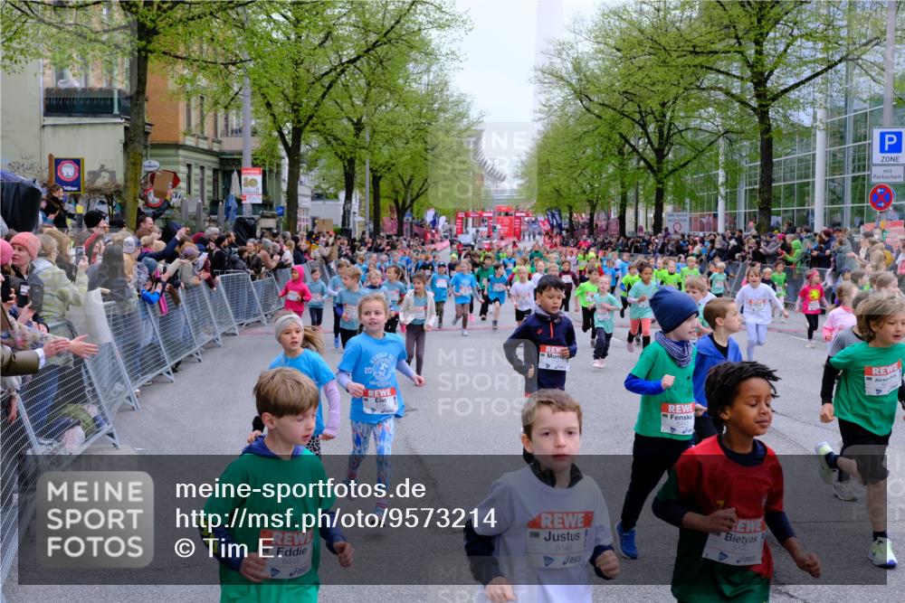 25.04.2026 - Das Zehntel Tim E. http://msf.ph/oto/9573214 25.04.2026 10:35:49 Ziel  meine-sportfotos.de