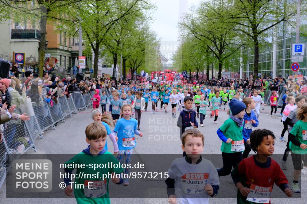 25.04.2026 - Das Zehntel Tim E. http://msf.ph/oto/9573215 25.04.2026 10:35:49 Ziel  meine-sportfotos.de