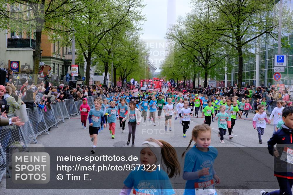 25.04.2026 - Das Zehntel Tim E. http://msf.ph/oto/9573221 25.04.2026 10:35:50 Ziel  meine-sportfotos.de