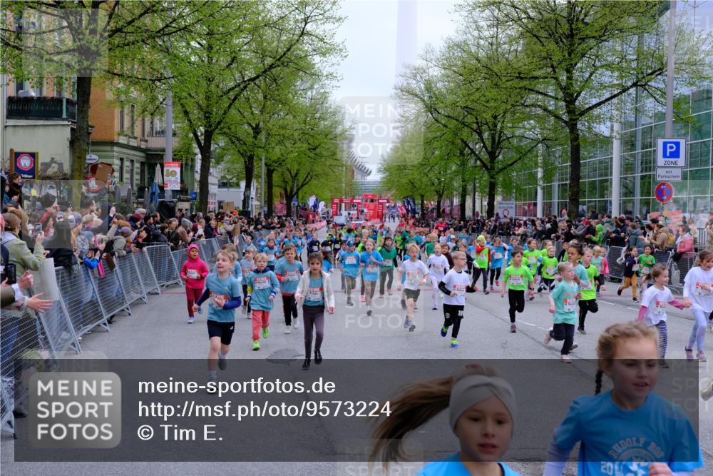 25.04.2026 - Das Zehntel Tim E. http://msf.ph/oto/9573224 25.04.2026 10:35:51 Ziel  meine-sportfotos.de