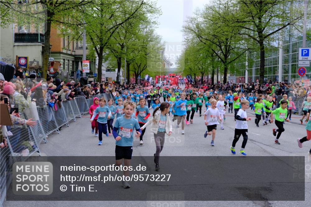 25.04.2026 - Das Zehntel Tim E. http://msf.ph/oto/9573227 25.04.2026 10:35:52 Ziel  meine-sportfotos.de