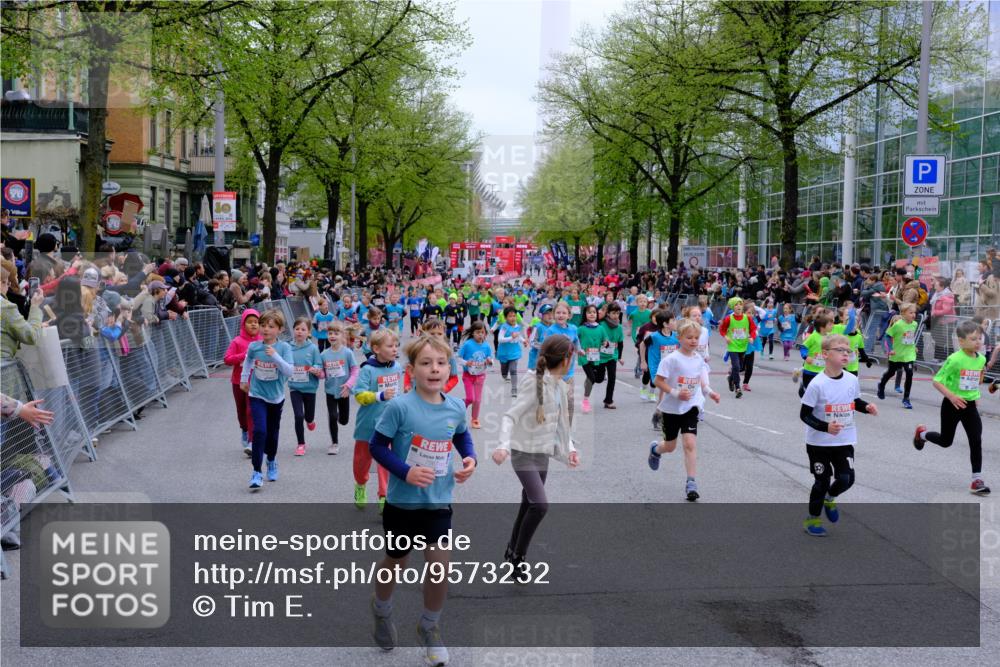 25.04.2026 - Das Zehntel Tim E. http://msf.ph/oto/9573232 25.04.2026 10:35:52 Ziel  meine-sportfotos.de