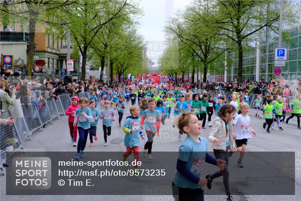 25.04.2026 - Das Zehntel Tim E. http://msf.ph/oto/9573235 25.04.2026 10:35:53 Ziel  meine-sportfotos.de